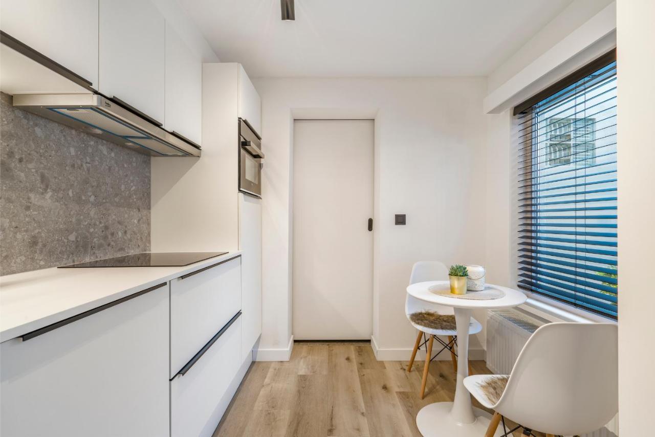 Ferienwohnung Cosy, Furnished & Renovated Flat With Outside Lounge Gent Exterior foto
